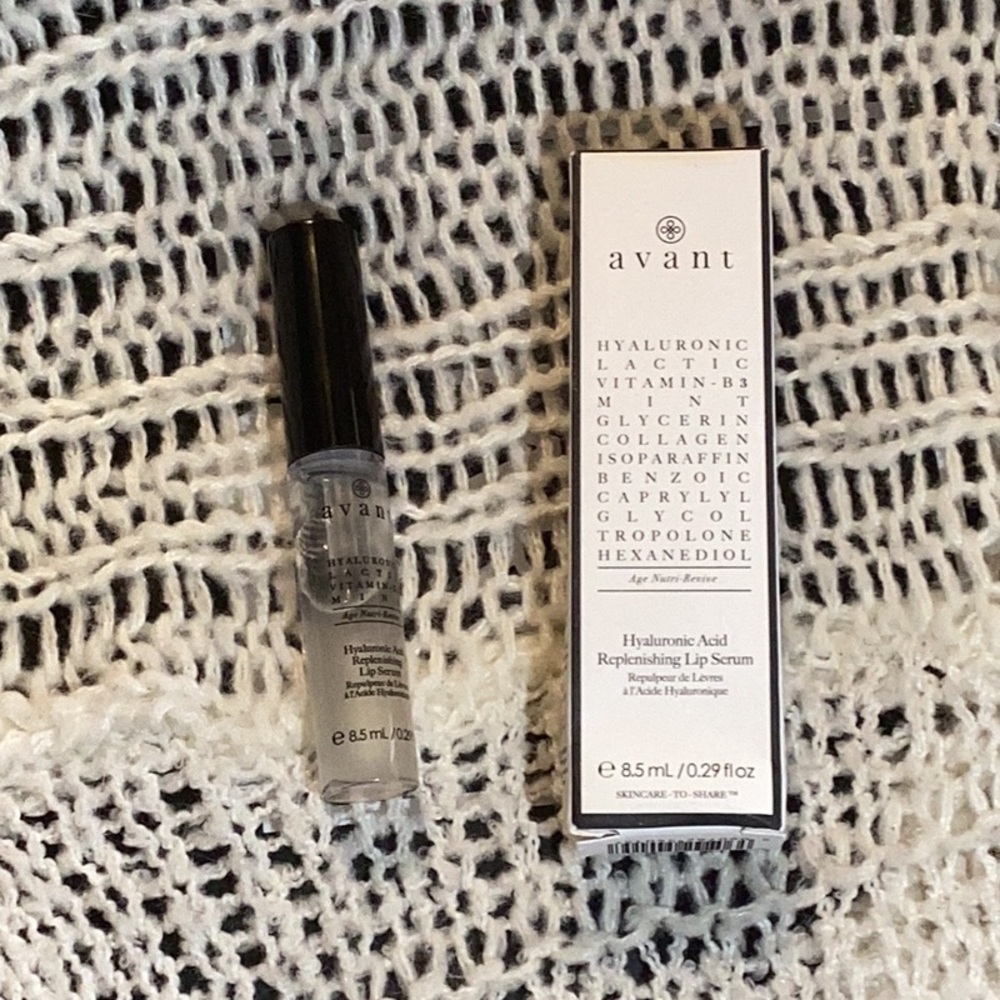 Avanti Hyaluronic Acid Replenishing Lip Serum - Clear